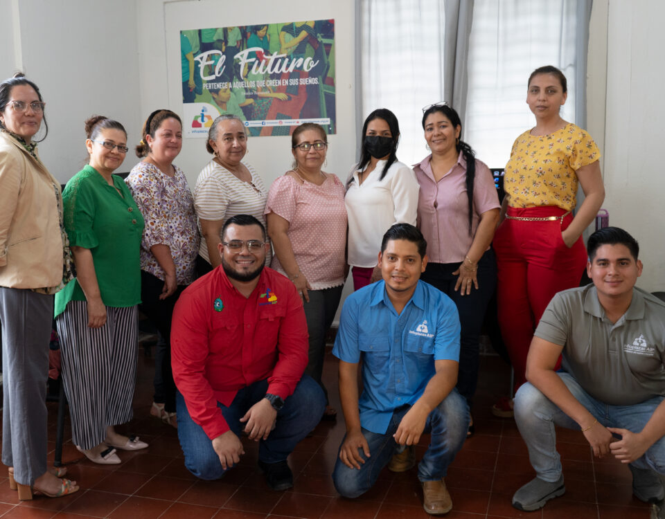 Formando Docentes con el Apoyo de las TIC en las Infoplazas, La Revolución Educativa del Siglo XXI