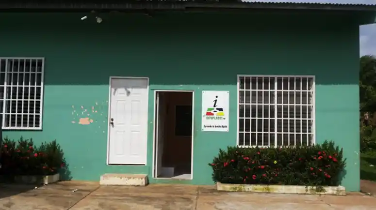 <strong>El Arado #208</strong>